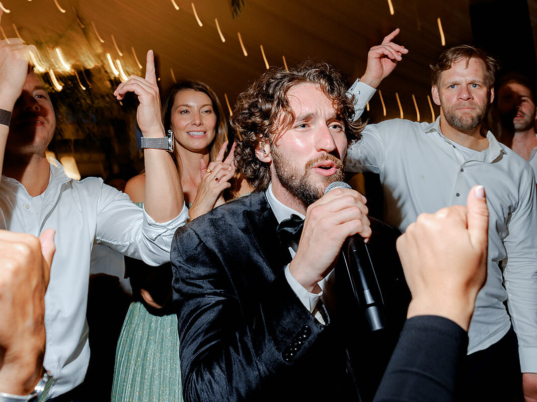 Keep the Dance Floor Packed: Wedding Band Secrets